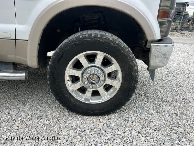 image for item FC5406 2008 Ford F250 Super Duty Crew Cab pickup truck