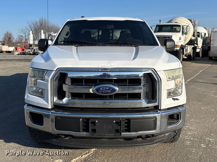 image for item FC5563 2015 Ford F150 Crew Cab pickup truck