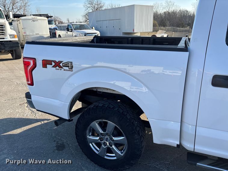 image for item FC5563 2015 Ford F150 Crew Cab pickup truck