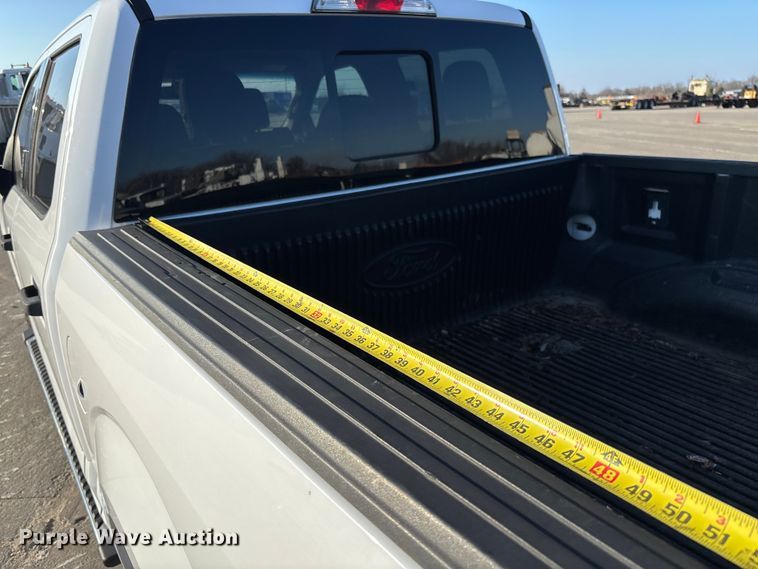 image for item FC5563 2015 Ford F150 Crew Cab pickup truck