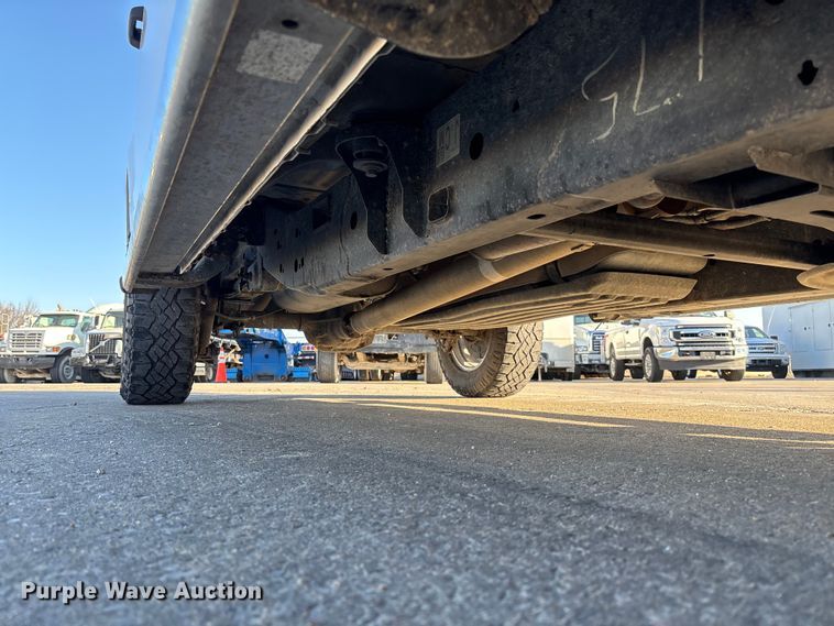 image for item FC5563 2015 Ford F150 Crew Cab pickup truck