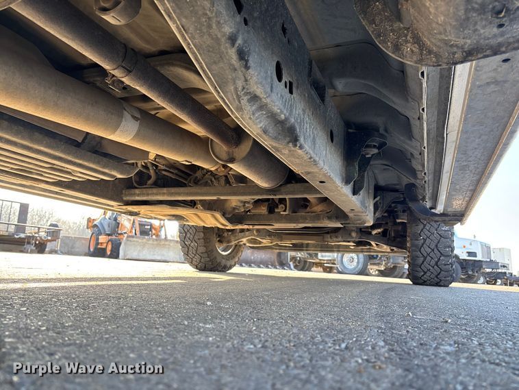 image for item FC5563 2015 Ford F150 Crew Cab pickup truck