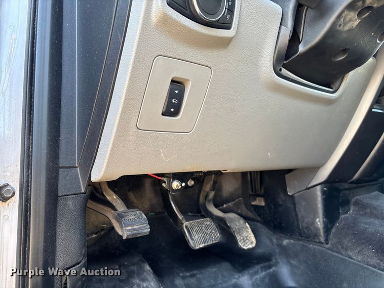 image for item FC5563 2015 Ford F150 Crew Cab pickup truck