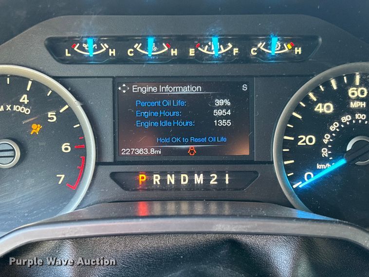 image for item FC5563 2015 Ford F150 Crew Cab pickup truck