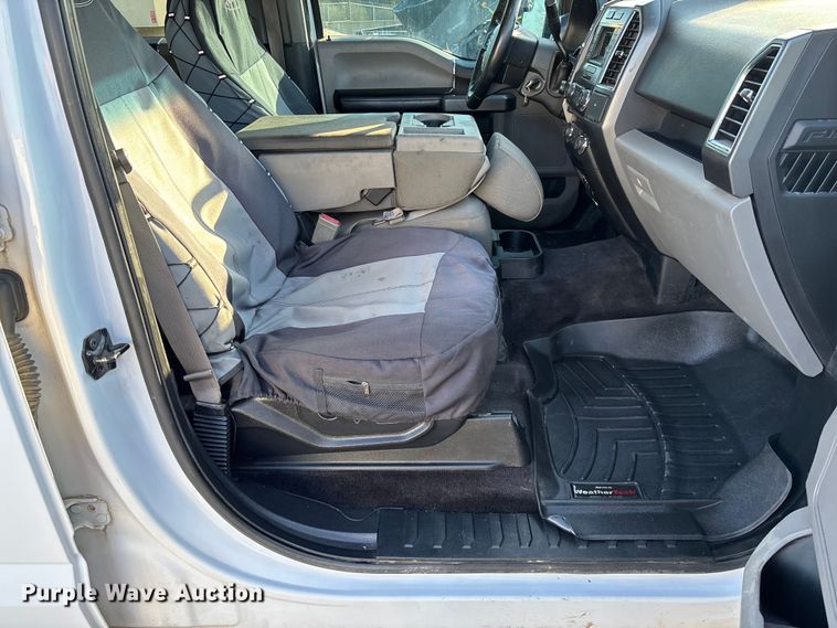 image for item FC5563 2015 Ford F150 Crew Cab pickup truck