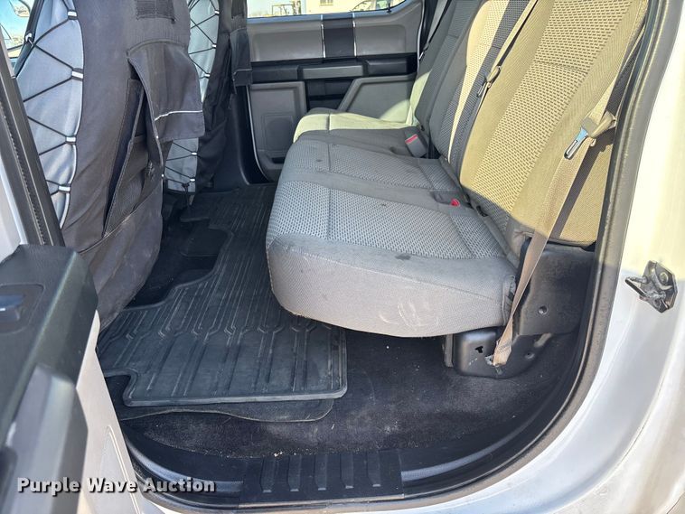 image for item FC5563 2015 Ford F150 Crew Cab pickup truck