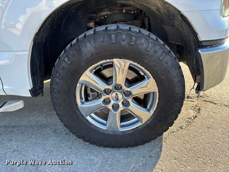 image for item FC5563 2015 Ford F150 Crew Cab pickup truck