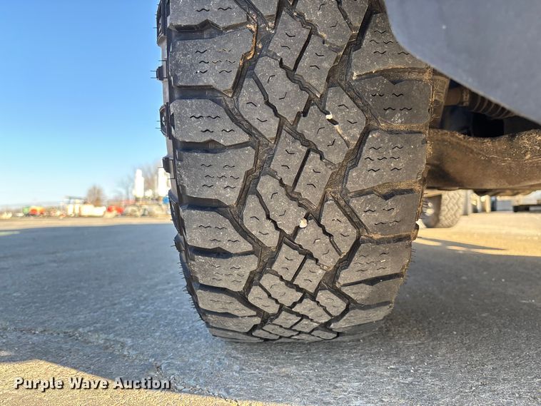 image for item FC5563 2015 Ford F150 Crew Cab pickup truck