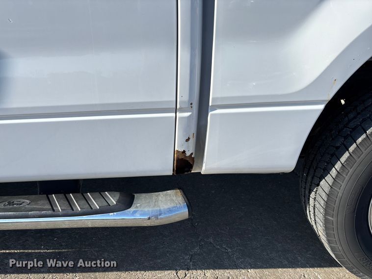 image for item FC5564 2014 Ford F150 Crew Cab pickup truck