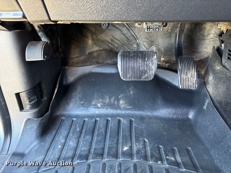 image for item FC5564 2014 Ford F150 Crew Cab pickup truck