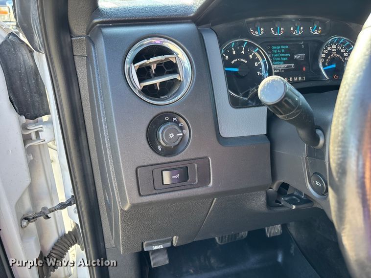 image for item FC5564 2014 Ford F150 Crew Cab pickup truck