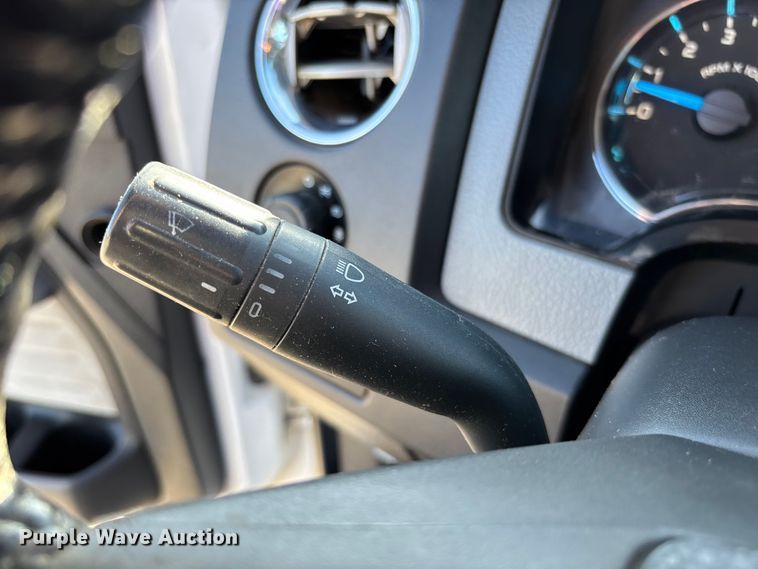 image for item FC5564 2014 Ford F150 Crew Cab pickup truck