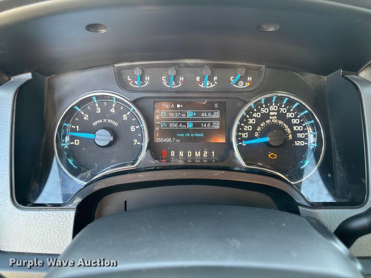 image for item FC5564 2014 Ford F150 Crew Cab pickup truck