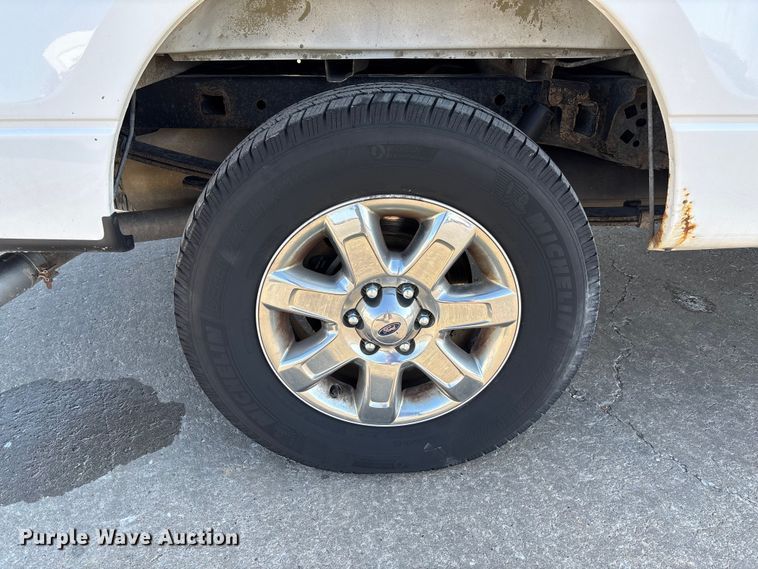 image for item FC5564 2014 Ford F150 Crew Cab pickup truck