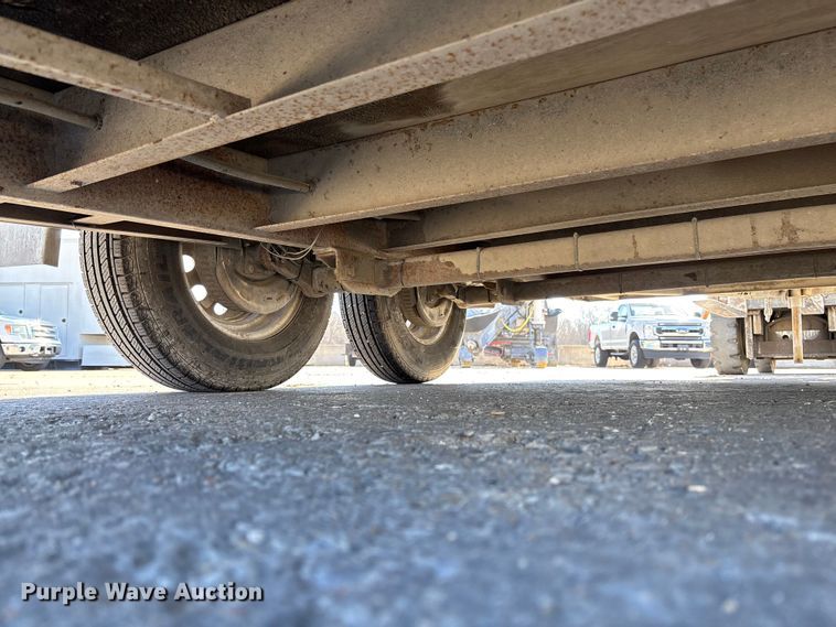 image for item FC5565 2005 Homesteader enclosed cargo trailer