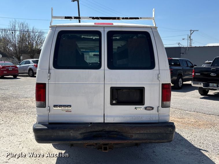 image for item FG0208 2013 Ford E250 van