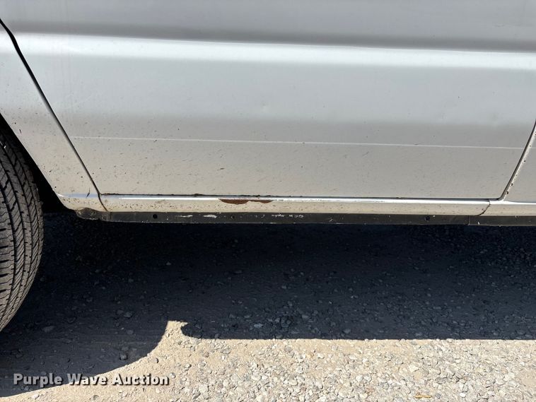 image for item FG0208 2013 Ford E250 van