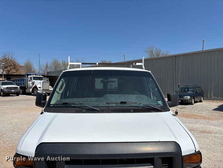 image for item FG0208 2013 Ford E250 van