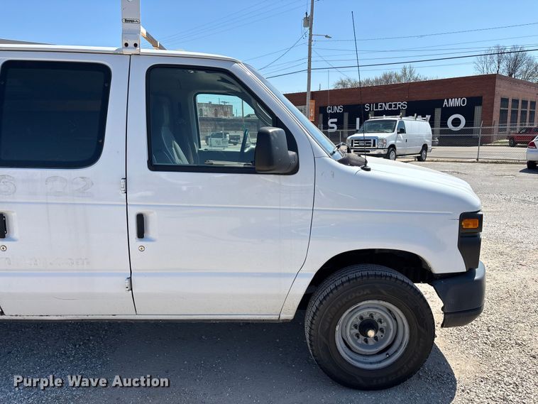 image for item FG0208 2013 Ford E250 van