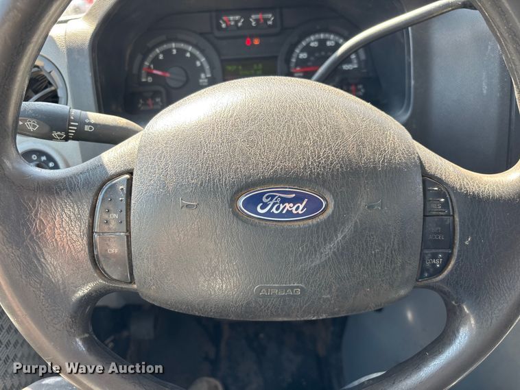 image for item FG0208 2013 Ford E250 van