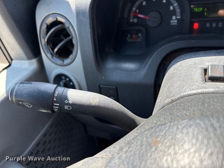 image for item FG0208 2013 Ford E250 van