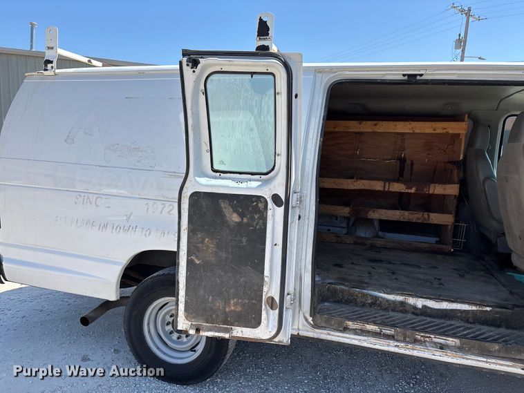 image for item FG0208 2013 Ford E250 van