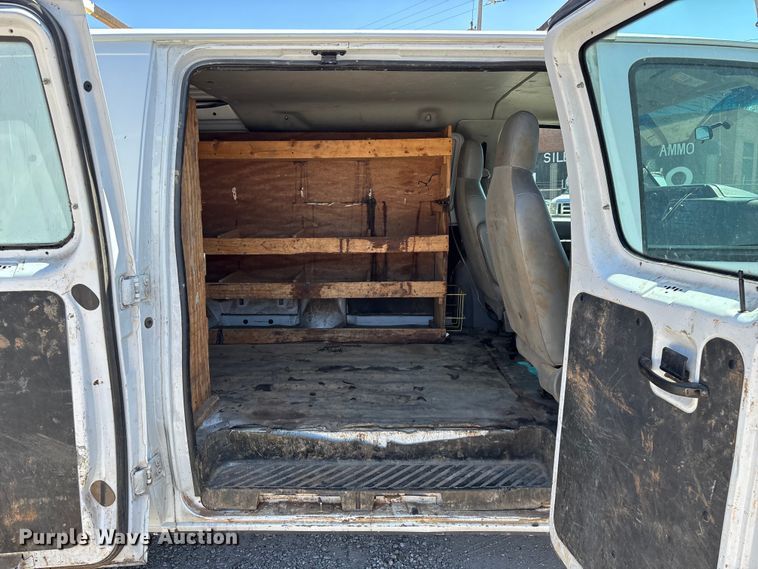 image for item FG0208 2013 Ford E250 van