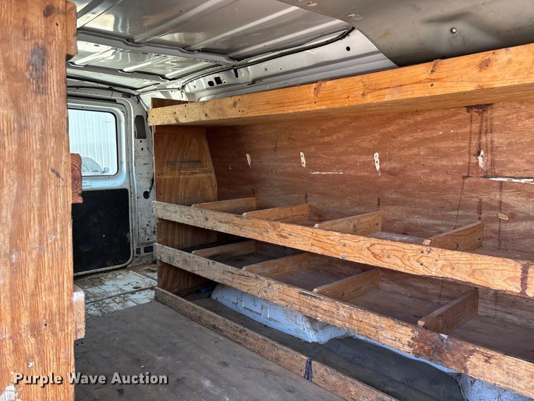 image for item FG0208 2013 Ford E250 van