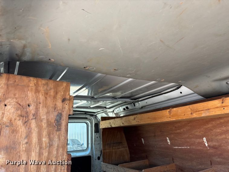 image for item FG0208 2013 Ford E250 van