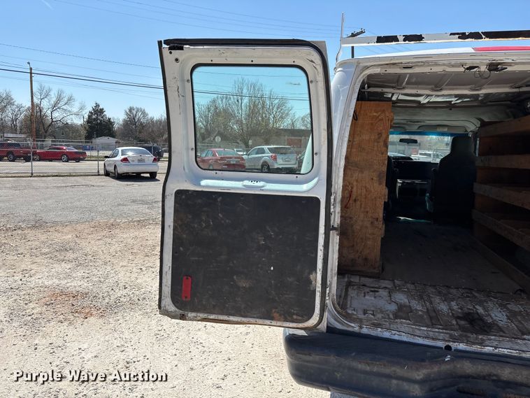 image for item FG0208 2013 Ford E250 van