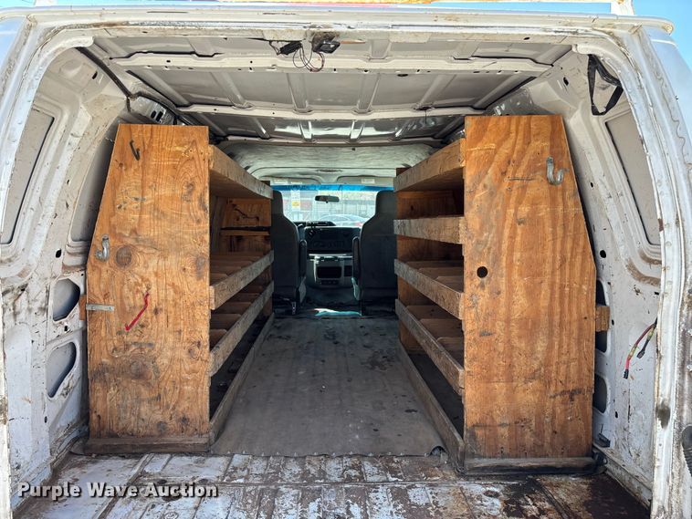 image for item FG0208 2013 Ford E250 van