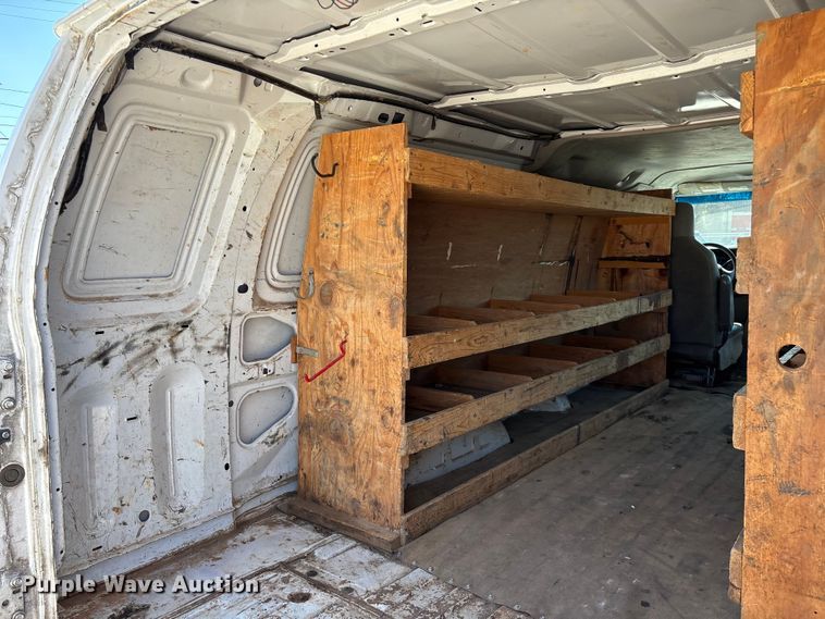 image for item FG0208 2013 Ford E250 van