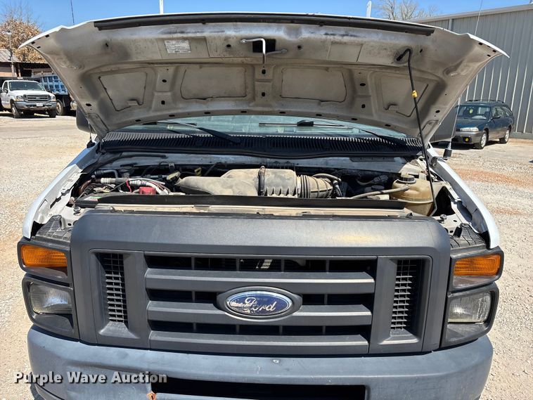 image for item FG0208 2013 Ford E250 van