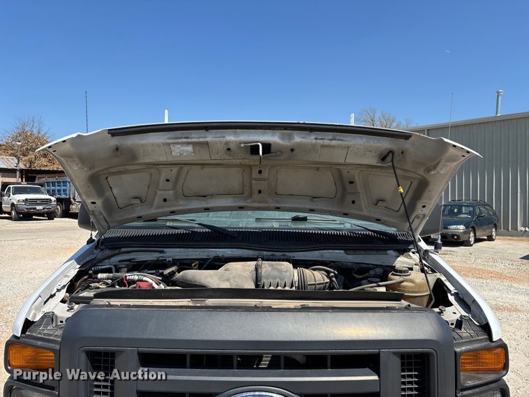 image for item FG0208 2013 Ford E250 van