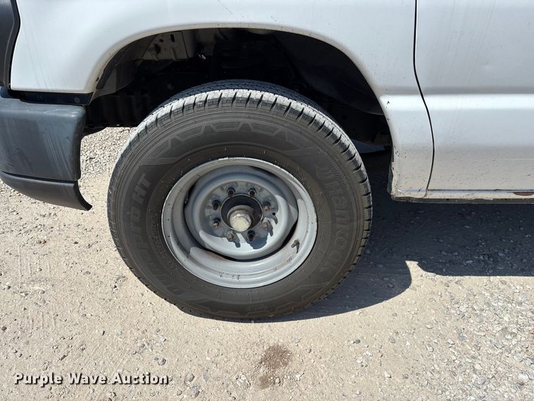 image for item FG0208 2013 Ford E250 van