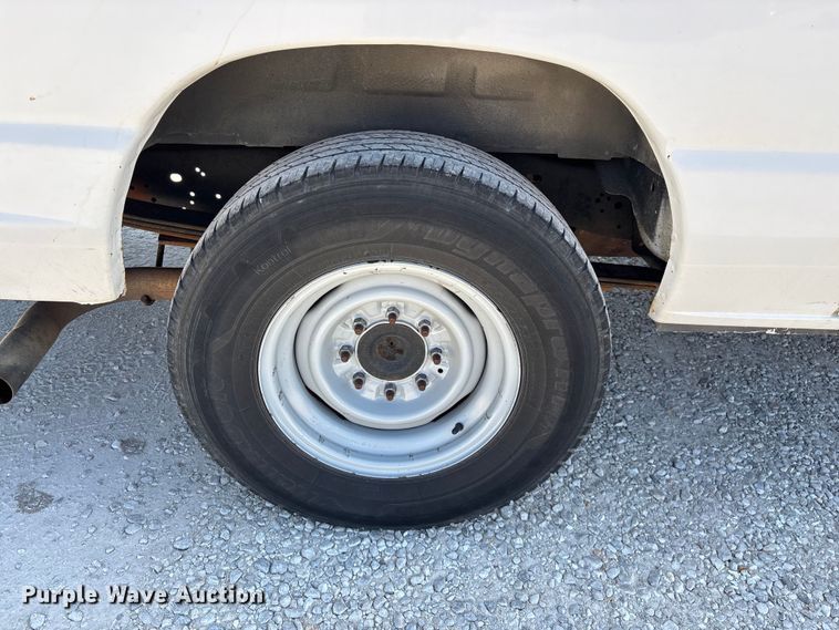 image for item FG0208 2013 Ford E250 van