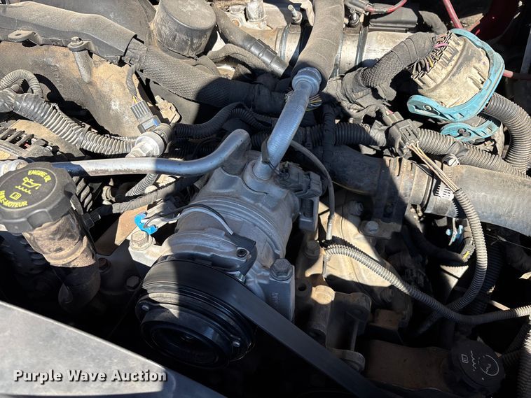 image for item FG0223 2008 GMC Sierra 3500HD Crew Cab flatbed pickup truck