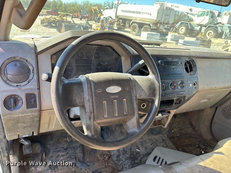 image for item FG0224 2008 Ford F250 Super Duty Ext. Cab pickup truck