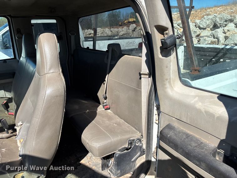 image for item FG0224 2008 Ford F250 Super Duty Ext. Cab pickup truck