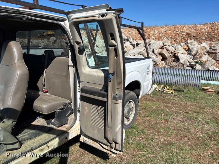 image for item FG0224 2008 Ford F250 Super Duty Ext. Cab pickup truck