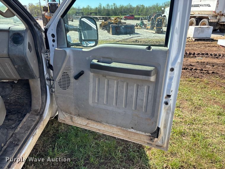 image for item FG0224 2008 Ford F250 Super Duty Ext. Cab pickup truck