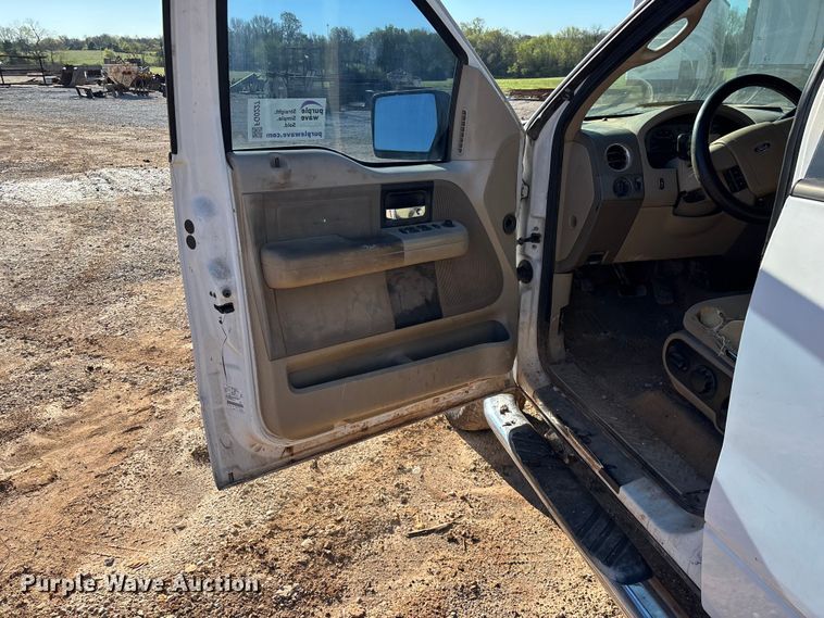 image for item FG0227 2006 Ford F150 Crew Cab pickup truck