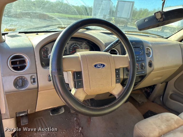 image for item FG0227 2006 Ford F150 Crew Cab pickup truck