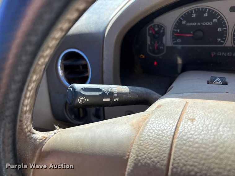 image for item FG0227 2006 Ford F150 Crew Cab pickup truck