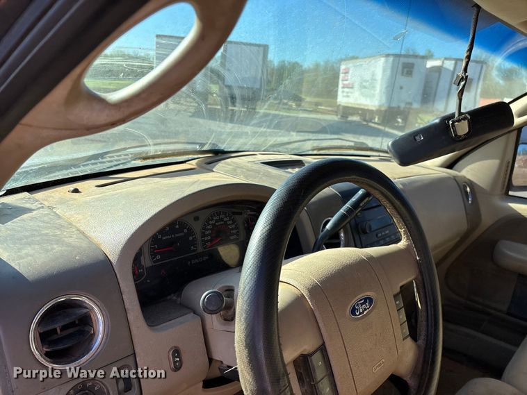 image for item FG0227 2006 Ford F150 Crew Cab pickup truck