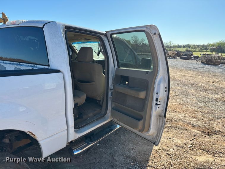 image for item FG0227 2006 Ford F150 Crew Cab pickup truck