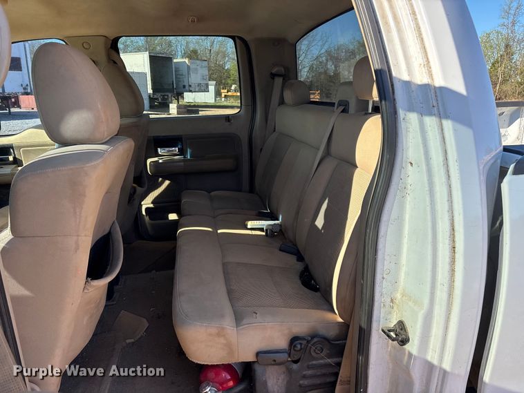image for item FG0227 2006 Ford F150 Crew Cab pickup truck