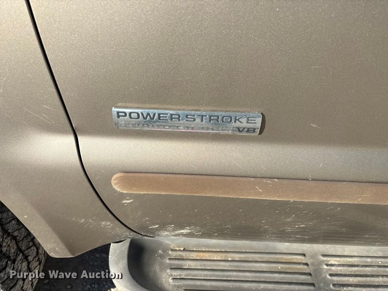 image for item FG0232 2005 Ford F350 Ext. Cab flatbed pickup truck