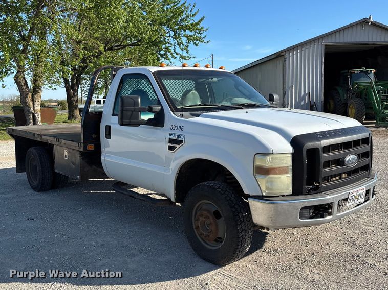 image for item FG0233 2009 Ford F350 flatbed pickup truck