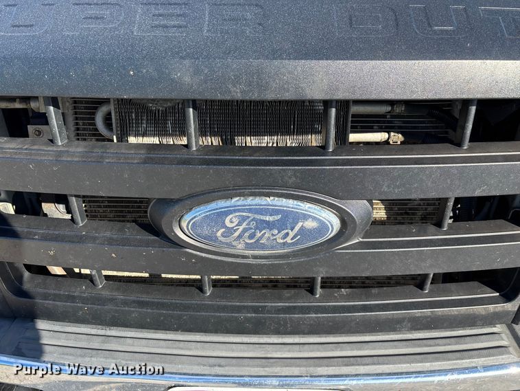 image for item FG0233 2009 Ford F350 flatbed pickup truck